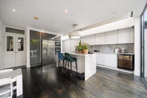 Kitchen- click for photo gallery
